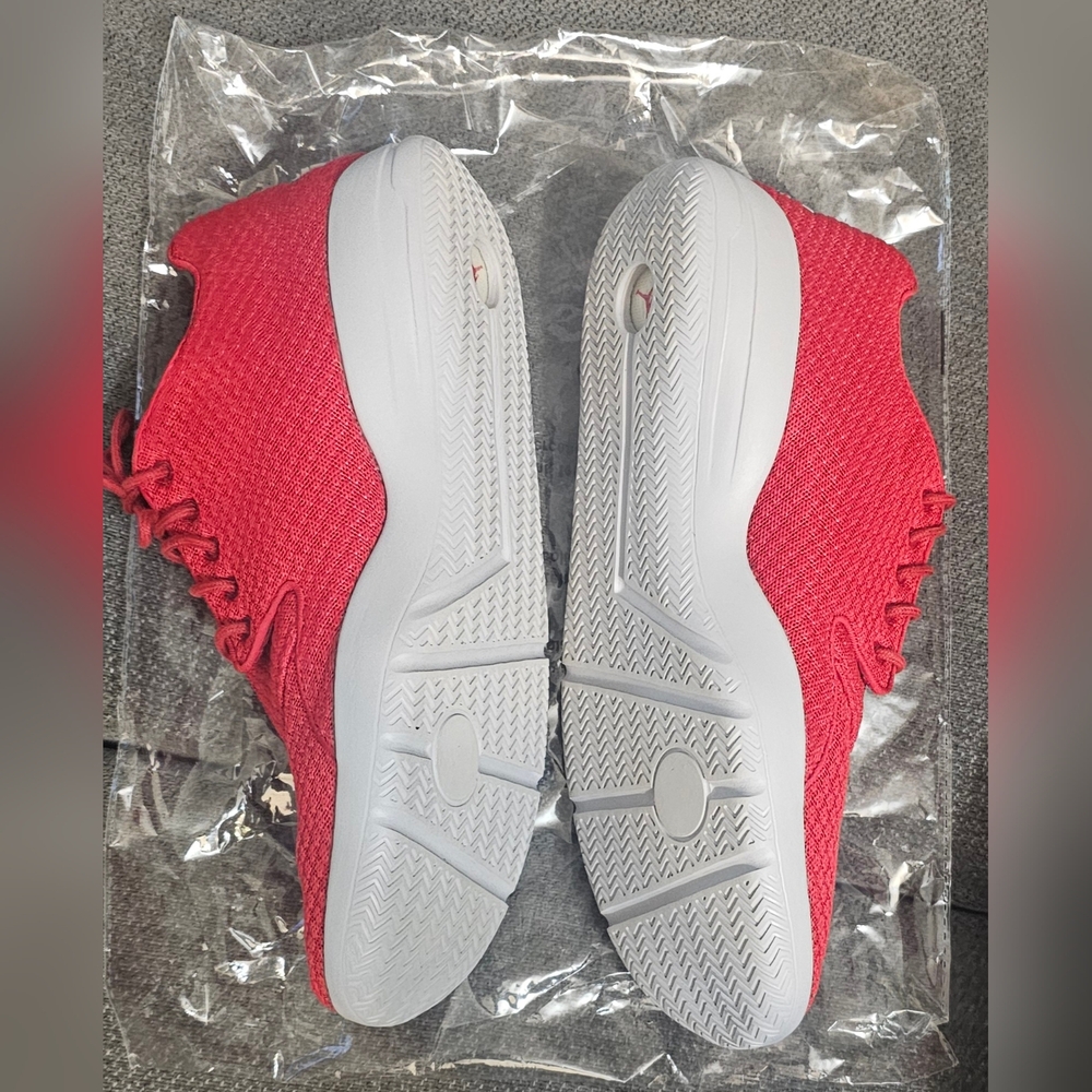 🔥 Jordan Eclipse – University Red/White – Men’s Size 10.5 - Picture 5 of 8